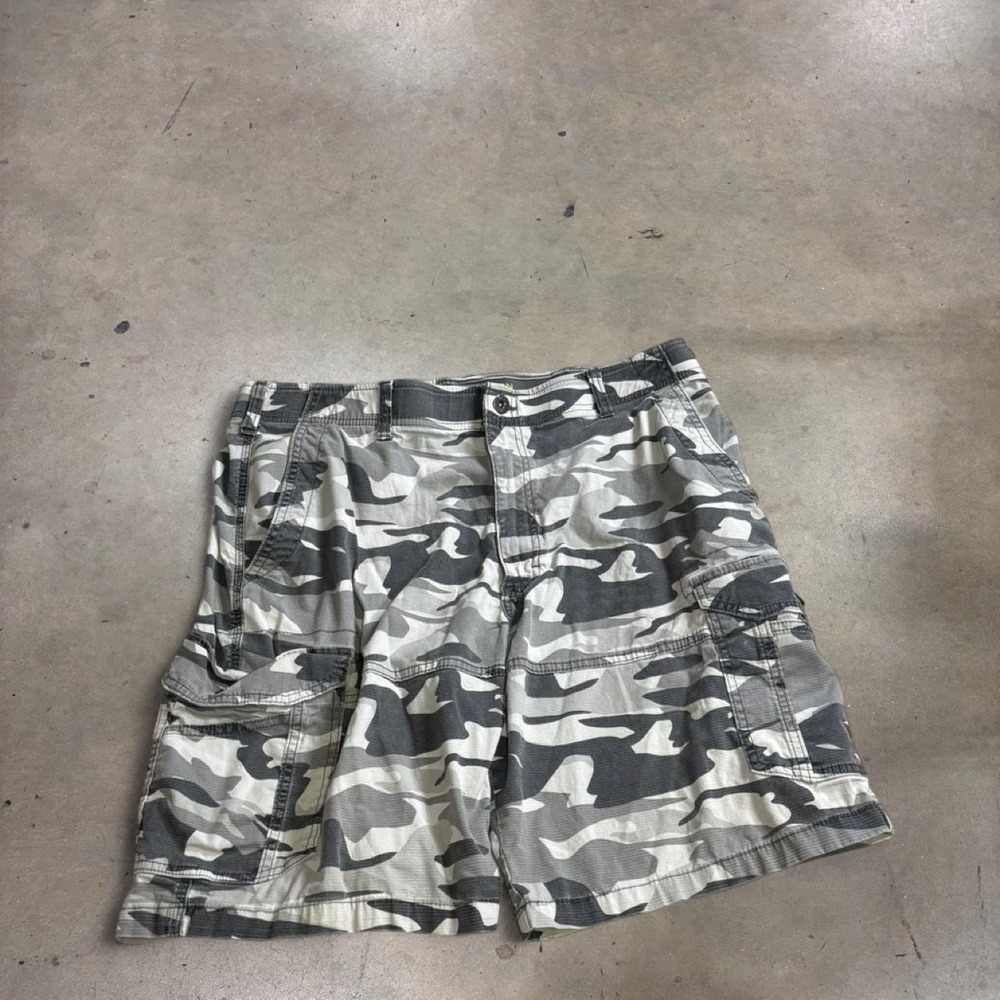 Lee Mens Grey Camo Cargo Shorts Y2K Extreme Comfort Ripstop Size 38